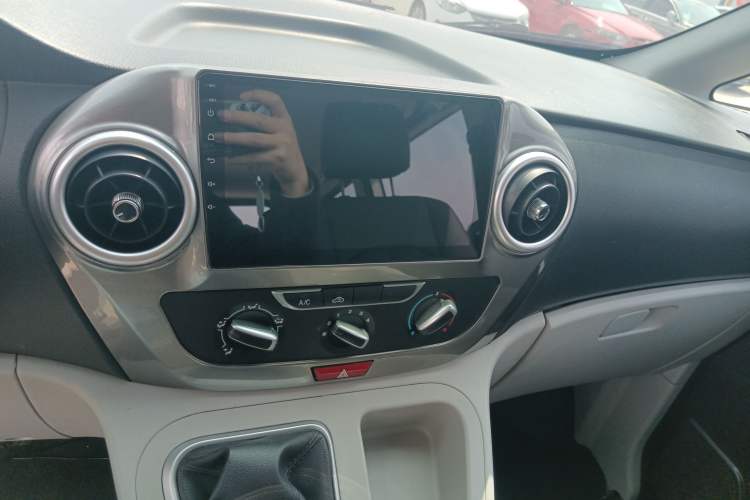 Used JAC Refine M3 2019 Creator Edition 1.8L Luxury Model Audio And AC Panel