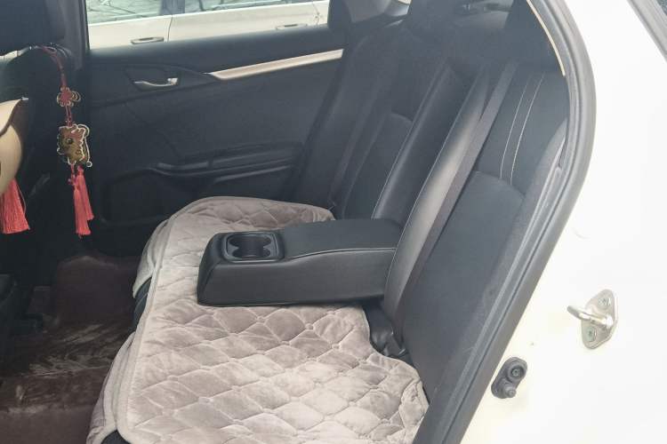 Used Honda Civic 2016 220TURBO CVT Prestige Edition
