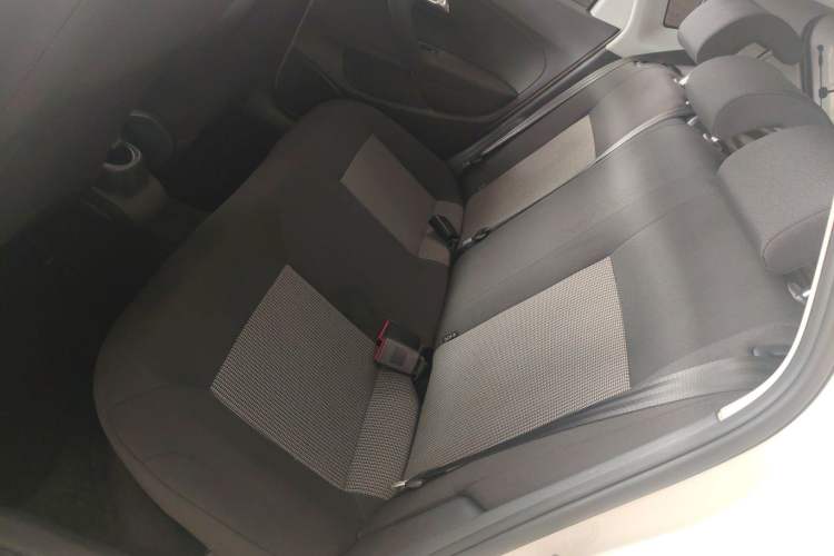 Used Volkswagen Polo 2016 1.4L Manual Fashion Model