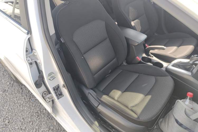 Used Hyundai Elantra (6th Generation / Lingdong) 2016 1.6L Automatic ZhiXuan – Elite Version
