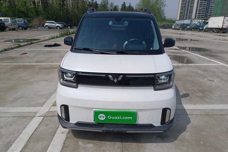 Used Wuling Hongguang MINIEV 2022 GAMEBOY 200km Gaming Edition with Lithium Iron Phosphate Front