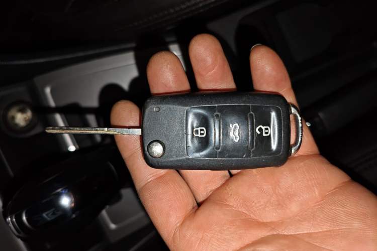 Used Volkswagen Lavida 2017 1.6L Automatic Comfort Edition
