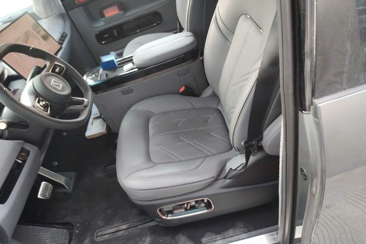 Used Zeekr MIX 2025 Long-Range Intelligent Driving Edition