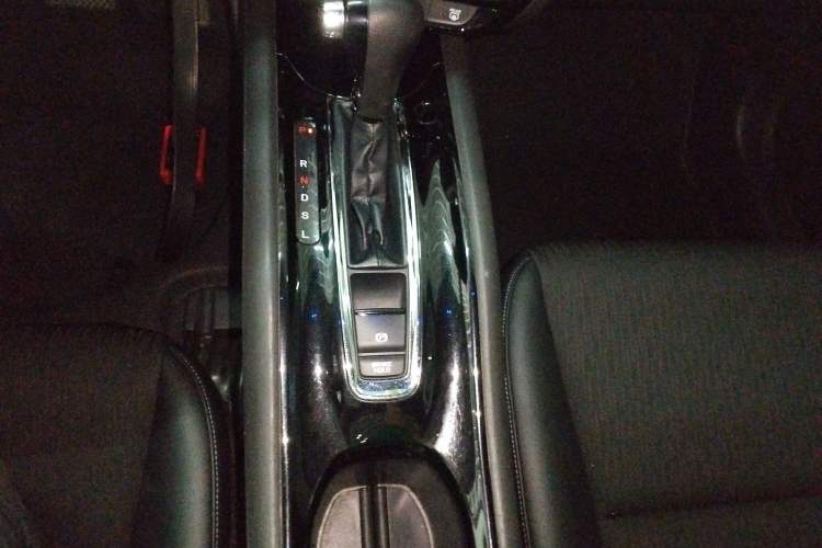 Used Honda Vezel 2020 1.5L CVT Pioneer Edition Gear Lever