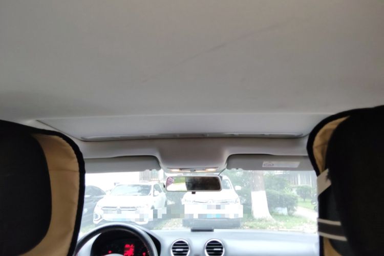 Used Volkswagen Jetta 2015 Value Edition 1.6L Automatic Comfort Version Headliner