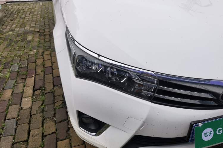 Used Toyota Corolla 2017 1.2T CVT GL Right Front Headlight