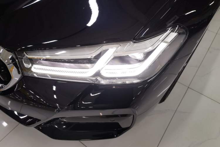 Used BMW 5 Series 2021 530Li Luxury Edition M Sport Package