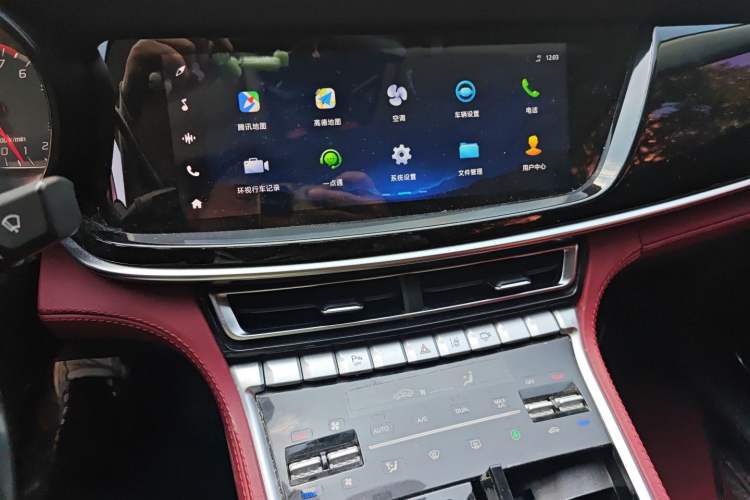 Used CHANGAN CS85 COUPE 2019 2.0T Automatic Luxury Edition China VI Standard
