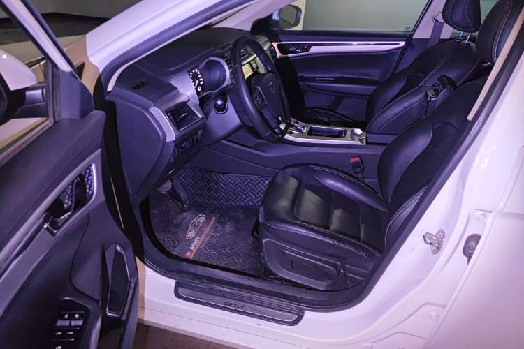 Used Geely Auto Emgrand GL 2017 1.3T DCT Elite Model
