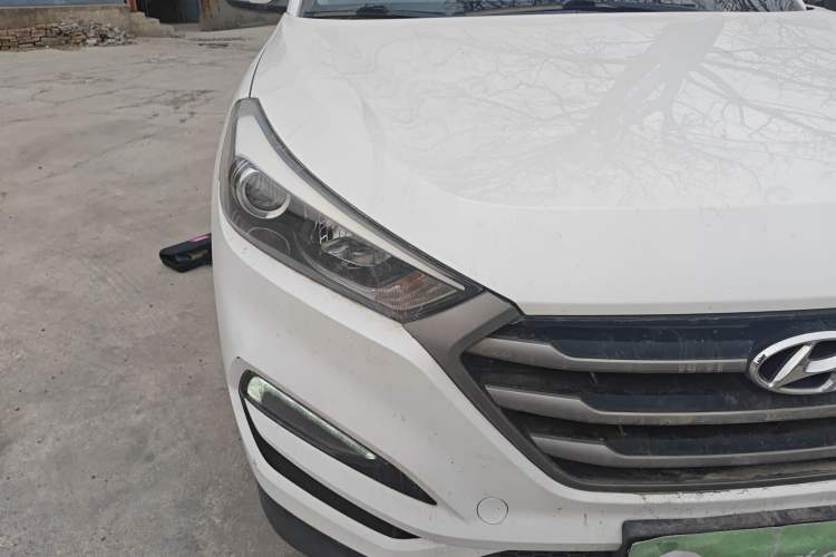 Used Hyundai Tucson 2018 1.6T Dual-Clutch Two-Wheel Drive 15th Anniversary Special Edition