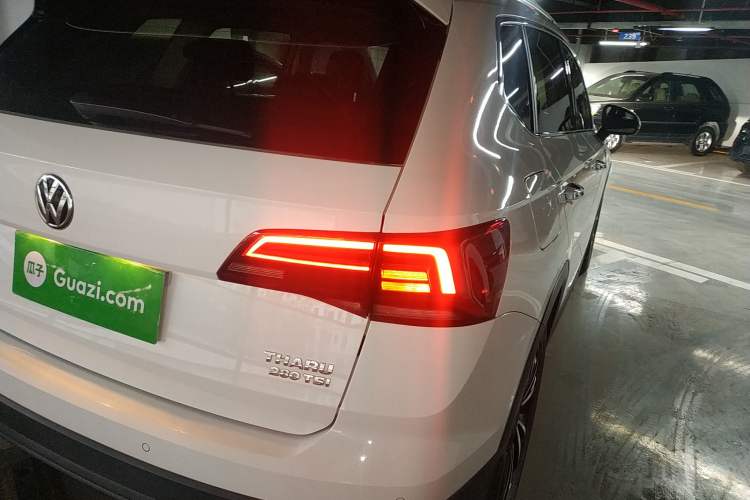 Used Volkswagen Tharu 2020 280TSI Two-Wheel Drive Luxury Plus Version China VI Standard Right Rear Taillight