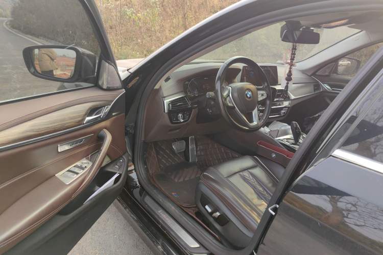 Used BMW 5 Series New Energy 2020 Mileage Upgrade Version 530Le Luxury Package
