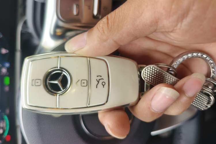 Used Mercedes-Benz EQA 2022 EQA 300 4MATIC Launch Edition Vehicle Key