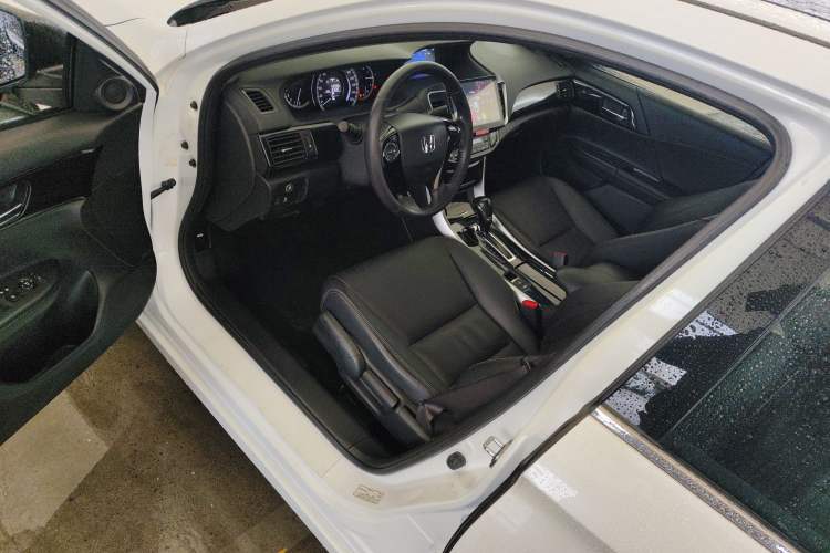 Used Honda Accord 2016 2.0L Elite Edition Driver Seat