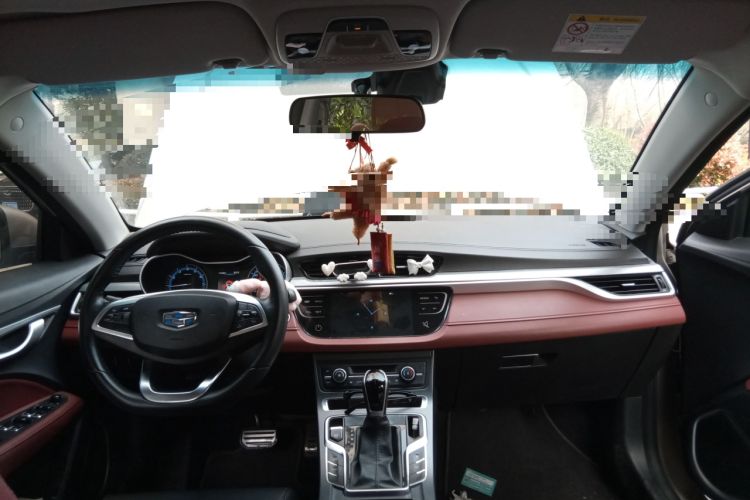 Used Geely Auto Vision S1 2019 Upgraded Model 1.5L CVT Luxury Version Center Console