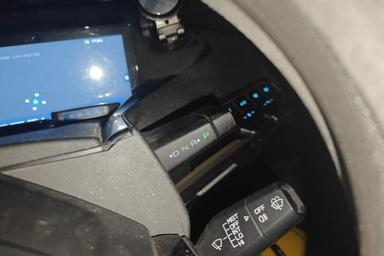 Used Baojun KiWi EV 2021 Artist Model Lithium Iron Phosphate