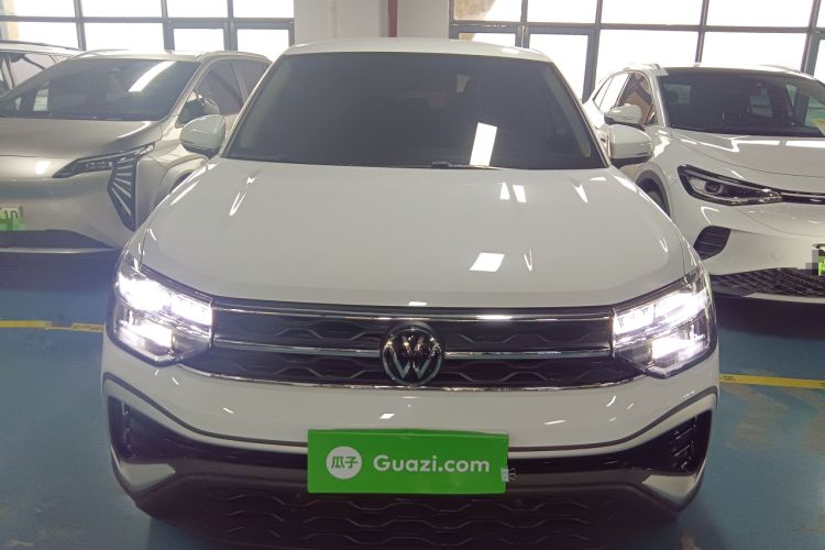 Used Volkswagen Tharu 2023 300TSI Two-Wheel-Drive Crescent Edition Front