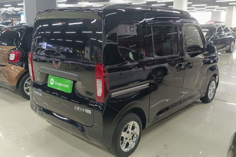 Used Wuling Zhiguang New Energy 2025 Comfort Model