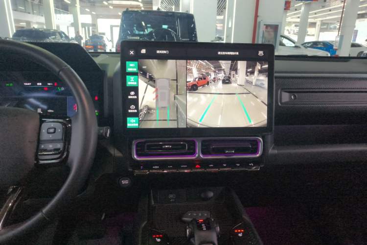 Used Haval Raptor New Energy 2024 Hi4 102 Pro Audio And AC Panel