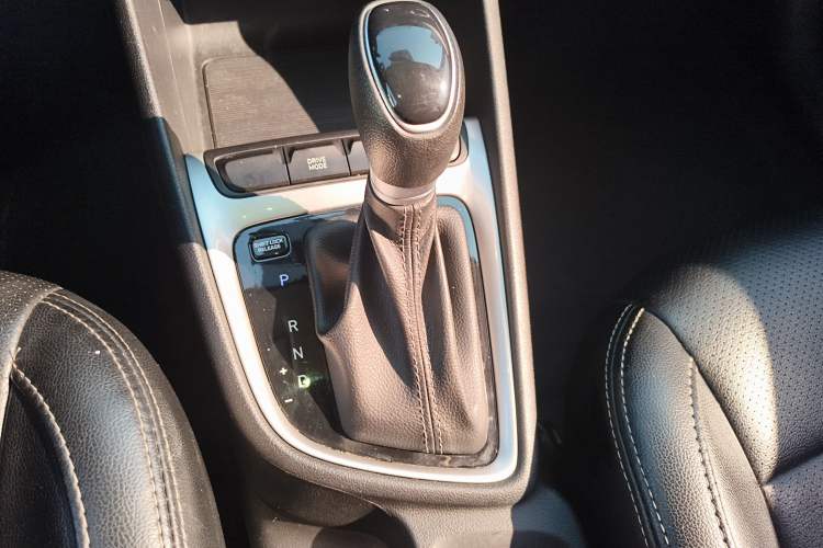 Used Hyundai Celesta 2018 1.6L Automatic GL Enjoyment Edition China VI compliant
