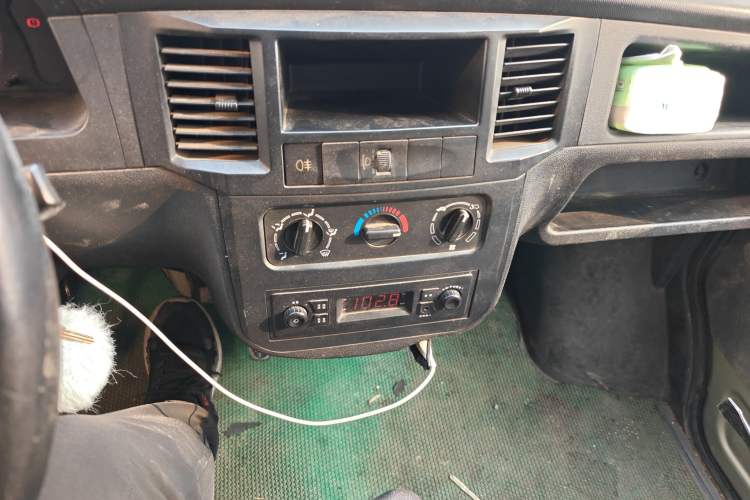 Used Wuling Zhiguang 2013 1.0L Practical Version