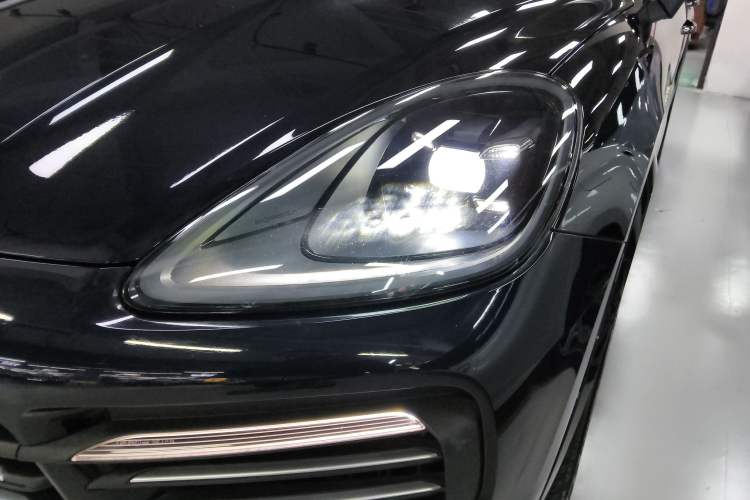 Used Porsche Cayenne E-Hybrid 2020 Cayenne E-Hybrid 2.0T
