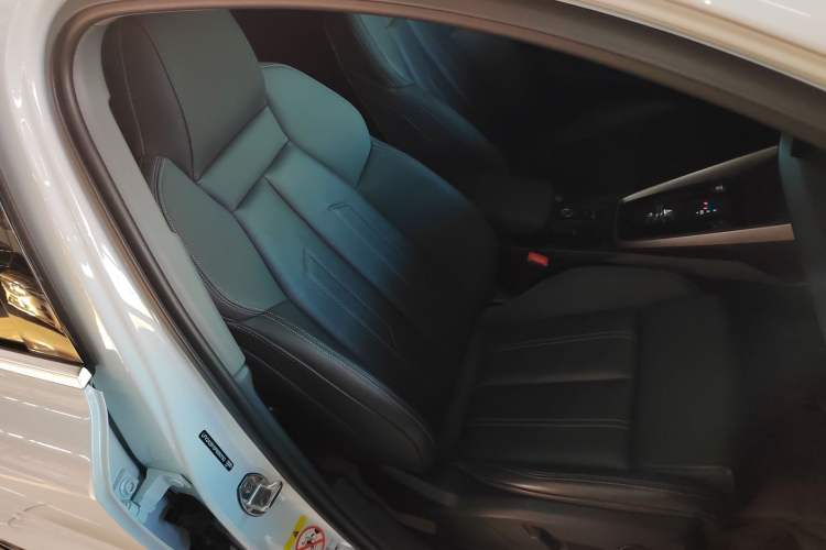 Used Audi A3 2023 Restyled A3L Limousine 35 TFSI Luxury Prestige Edition
