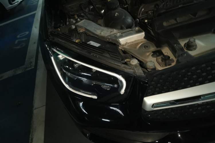 Used Mercedes-Benz GLC 2020 GLC 260 L 4MATIC Luxury Model Right Front Headlight