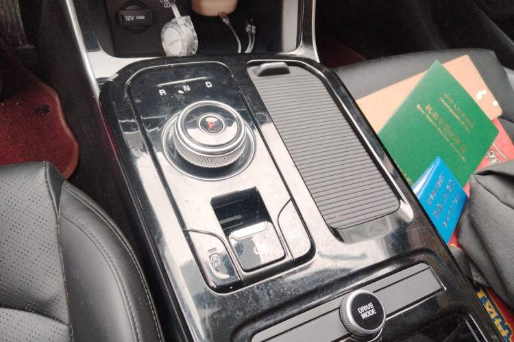 Used Kia K5 2025 1.5T Luxury Edition Gear Lever