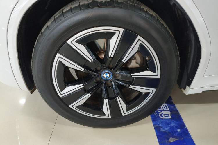 Used BMW iX3 2024 Leading Model