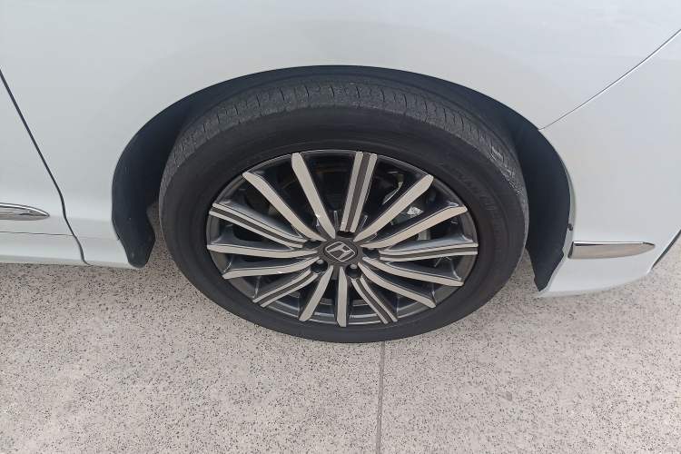 Used Honda Elysion 2024 2.0L eHEV Luxury Edition