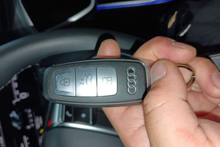 Used Audi A7L 2024 45TFSI quattro S-line Visionary Edition Flow Crystal Package