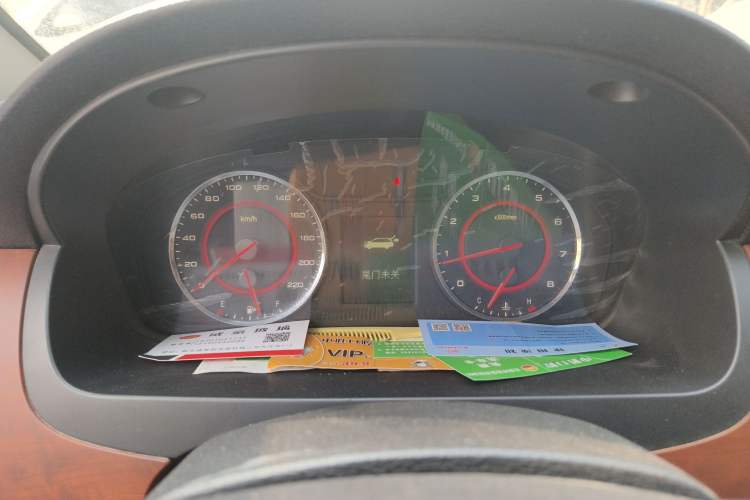 Used SAIC MAXUS G10 2016 2.0T Automatic Elite Edition
