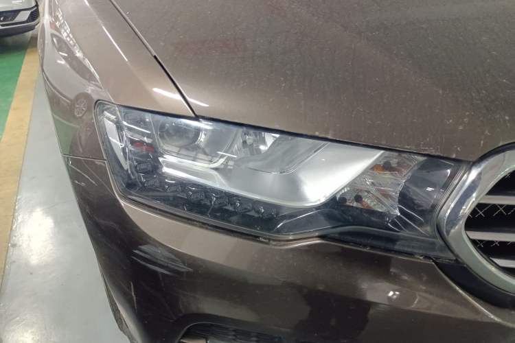 Used Haval H6 Coupe 2016 Blue Label 1.5T Automatic Two-Wheel Drive Urban Model Right Front Headlight