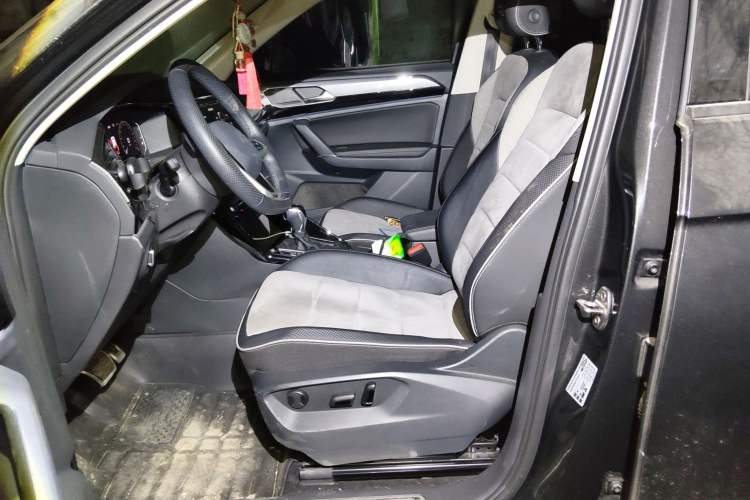 Used Volkswagen Tayron X 2020 330TSI Two-Wheel Drive Luxury Smart Connectivity Version