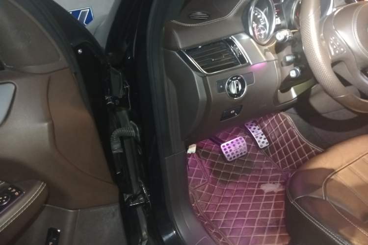 Used Mercedes-Benz GLS 2017 GLS 400 4MATIC Fashion Edition Driver Seat