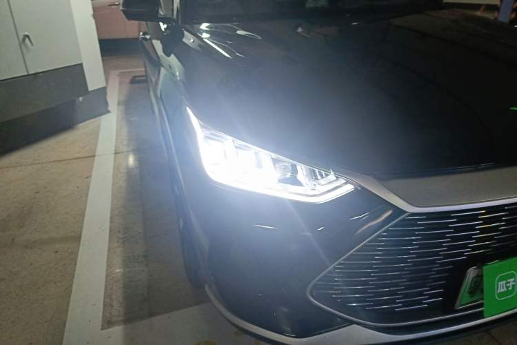 Used BYD Song PLUS New Energy 2021 DM-i 51KM Prestige Model Right Front Headlight