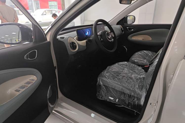 Used Wuling Bingo 2024 333 km Lingxi Connected Version