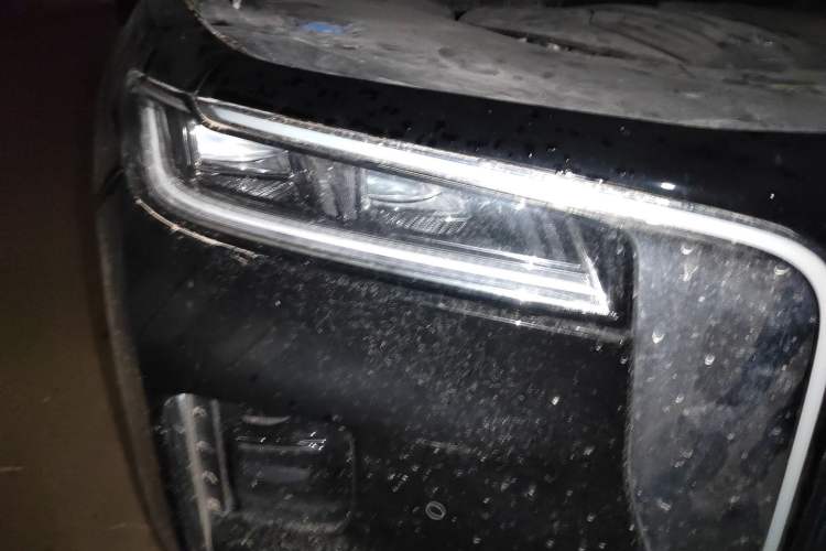 Used Hongqi H9 2023 2.0T Smart Connect Flagship Edition