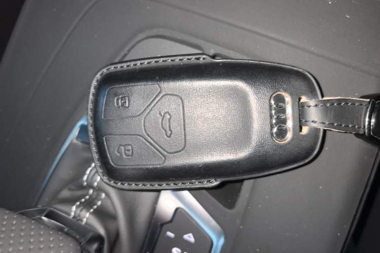 Used Audi Q5L 2025 quattro 45th Anniversary Edition 40 TFSI Luxury Dynamic Model