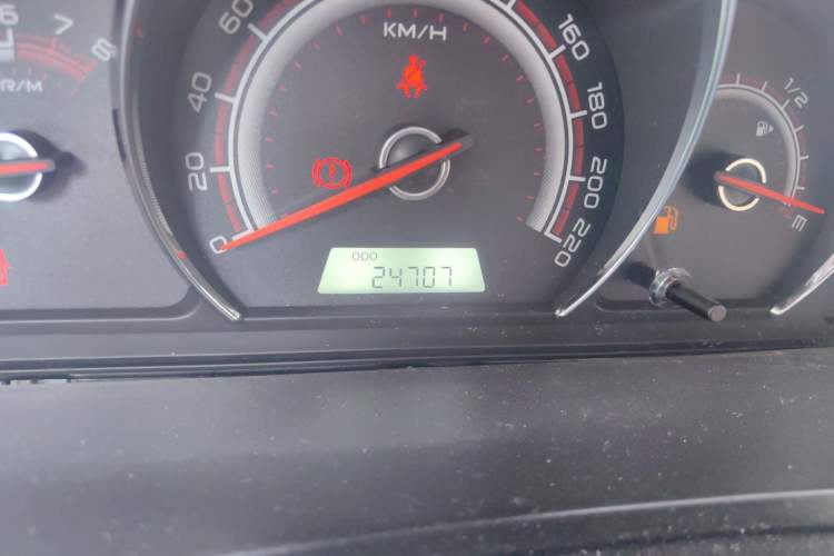 Used Baojun 630 2013 1.5L manual Comfort trim
