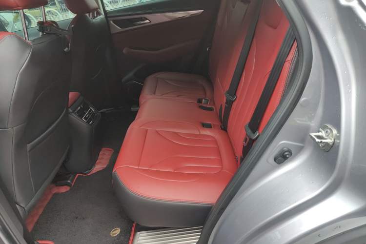 Used Changan CS85 COUPE 2023 1.5T DCT Luxury Version