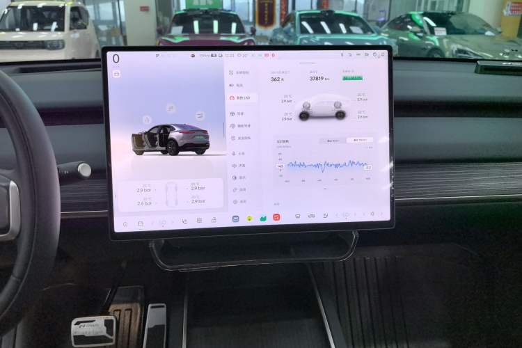 Used ONVO L60 2024 60 kWh Rear-Drive Version