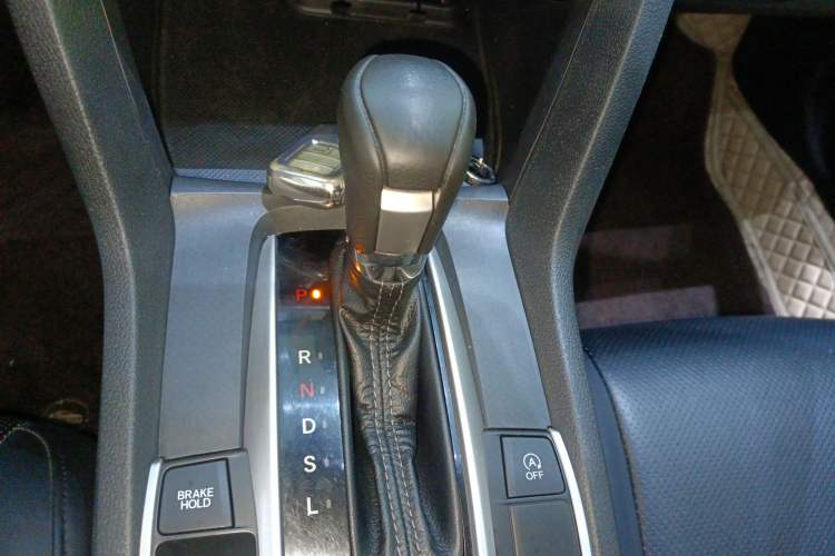 Used Honda Civic 2016 220TURBO CVT Luxury Edition