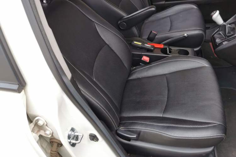 Used BYD S6 2013 Platinum Edition 2.0L Manual Elite Model
