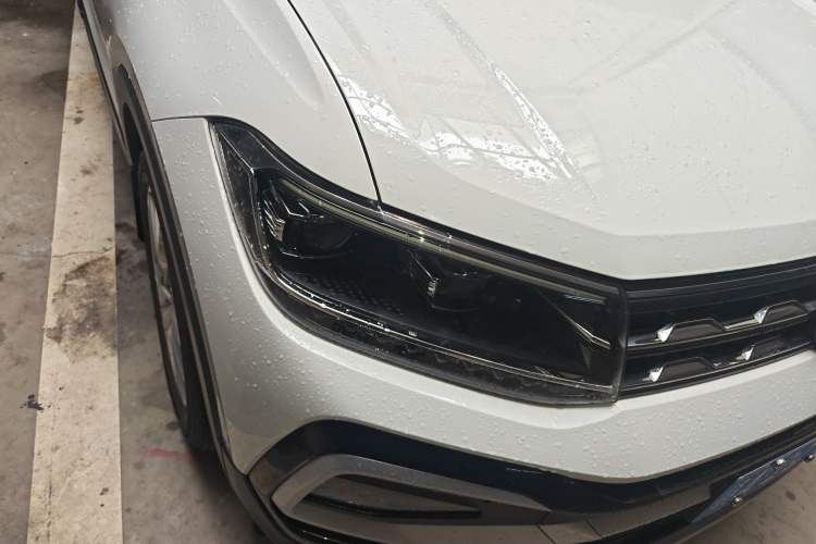 Used Volkswagen T-Cross 2019 1.5L Automatic Comfort Edition Right Front Headlight