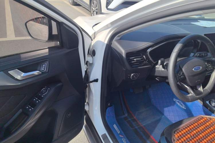 Used Ford Focus 2021 EcoBoost 180 Automatic Hunter Edition
