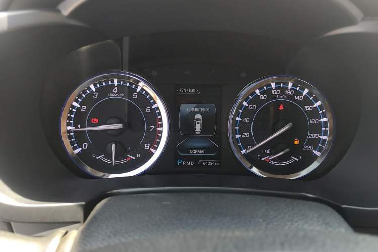 Used CHANGAN CS95 2017 2.0T Two-Wheel Drive Zhitu Edition