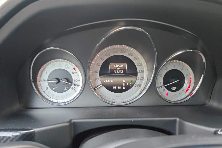 Used Mercedes-Benz GLK-Class 2013 GLK 300 4MATIC Dynamic Sunroof Model
