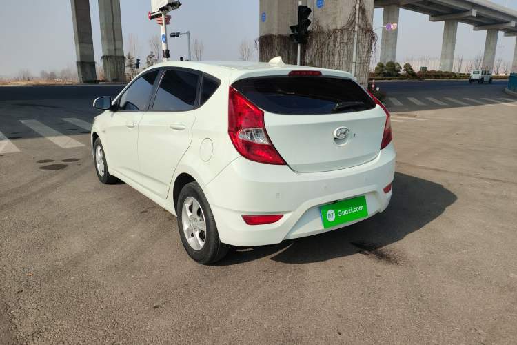 Used Hyundai Verna Ray 2016 1.4L Automatic Leading-Edge GLX Rear Left 45 Deg